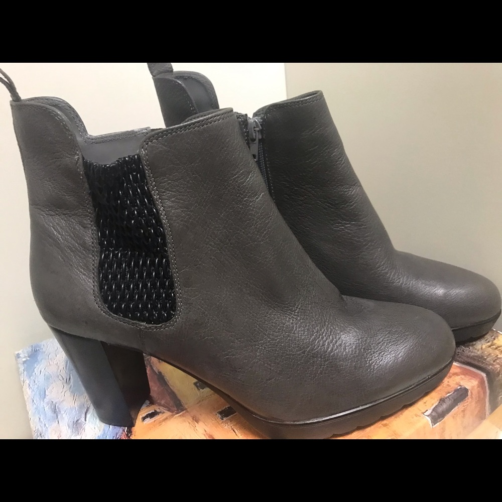 New Bella Vita Zana Women's Grey Platform Boot 9.5